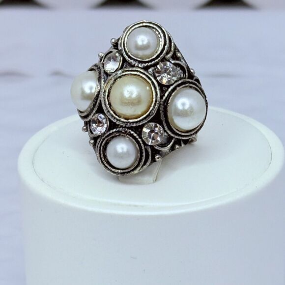 Vintage White Pearl Rhinestone Cocktail Ring Sz 6.5 Antiqued Finish Adjustable - Picture 6 of 16